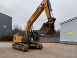 2021 Liebherr R945 S-HD crawler excavator, side view