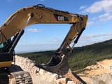 2014 Caterpillar 336E crawler excavator boom and bucket view