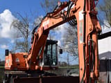 2001 Atlas 1404 M wheel excavator, side view