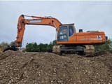2015 Doosan DX300LC crawler excavator side view