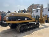 Escavatore cingolato Caterpillar 320CL del 2024, vista posteriore tre quarti