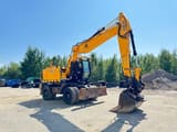 2017 JCB 175W wheel excavator, side profile view