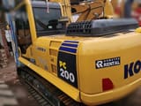 2020 Komatsu PC200 crawler excavator, side view