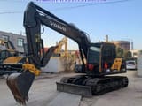 2022 Volvo EC140 crawler excavator, front three-quarter view