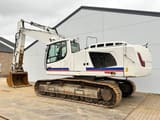 2016 Liebherr R 946 crawler excavator, side view