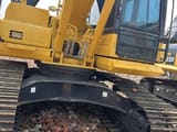 2023 Komatsu PC200-8 Raupenbagger, Seitenansicht von Kabine und Fahrwerk