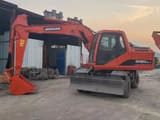 2016 Doosan DH150W-7 wheel excavator, front three-quarter view