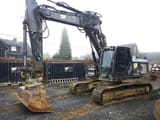 2019 JCB 220X L4F crawler excavator, side view