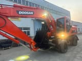 2018 Doosan DH210W wheel excavator, side view