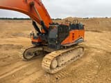 2022 Doosan DX800LC-7 crawler excavator, front three-quarter view