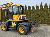 2016 JCB Hydradig 110W wheel excavator, side view