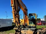 2010 Hyundai R140W-9 wheel excavator, front view