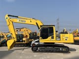 Escavatore cingolato Komatsu PC220-8 del 2022, vista laterale