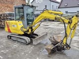 1992 Bobcat 231 mini excavator, side view
