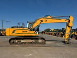 2018 Liebherr 926 LC crawler excavator, side view