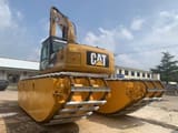 2020 Caterpillar 320D Sumpfraupenbagger, hintere Dreiviertelansicht