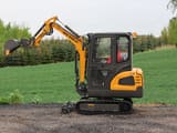 2025 APS KME20 mini excavator, side view