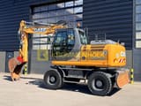 2016 CASE WX148 wheel excavator side view