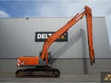 2007 Hitachi ZX280LC-3 crawler excavator, side view