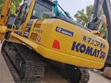 2024 Komatsu PC220-8 Raupenbagger, Ansicht von hinten rechts