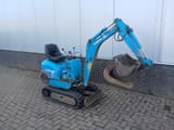 2001 Kubota K-008 mini excavator, side view
