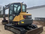 2014 Volvo ECR88D crawler excavator, front three-quarter view