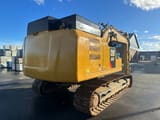 2019 Caterpillar 323F crawler excavator rear view