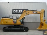 2020 Caterpillar 352F crawler excavator side view