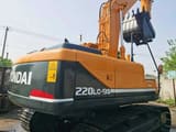 2016 Hyundai R220LC-9S crawler excavator, rear three-quarter view