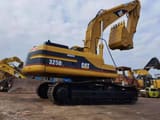 2017 Caterpillar 325BL crawler excavator, rear three-quarter view