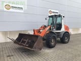 2008 Atlas AR 80 wheel loader, front three-quarter view