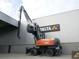 2013 Atlas 520MH material handler, side profile view