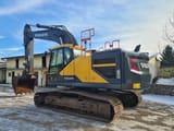 2020 Volvo EC250EL crawler excavator, side view