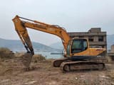 2016 Hyundai R225LC-9T crawler excavator side view