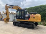 Escavadora de rastos Caterpillar 320D2L de 2023, vista de perfil lateral
