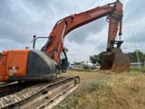 2012 Hitachi Zaxis 225 USLC crawler excavator, side view