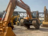 2016 Hyundai R220LC-9S crawler excavator, front three-quarter view