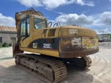 Pelle sur chenilles Caterpillar 320CL de 2017, vue arrière trois-quarts