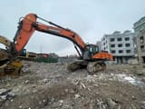 2020 Doosan DX520LC crawler excavator, side profile view