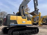 2020 Volvo EC140DL crawler excavator, rear three-quarter view