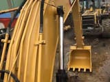 Excavator pe senile Caterpillar 320D2L 2024, vedere brat si cupa