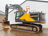 2020 Volvo EC300EL crawler excavator, side view