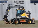 2017 Volvo EWR150E wheel excavator, side view