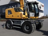 2017 Liebherr A914 Litronic wheel excavator, side profile view