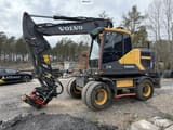 2018 Volvo EW160E wheel excavator, side view