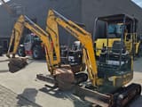 2016 Komatsu PC16R mini excavator, front three-quarter view