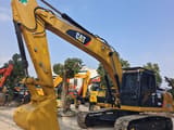 2025 Caterpillar 330D2L crawler excavator, side view