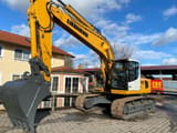 2012 Liebherr R926 LC crawler excavator, front three-quarter view