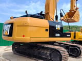 Excavadora de orugas Caterpillar 320D2 2024, vista trasera tres cuartos
