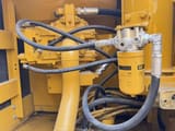 2015 Caterpillar 320B hydraulic filter detail